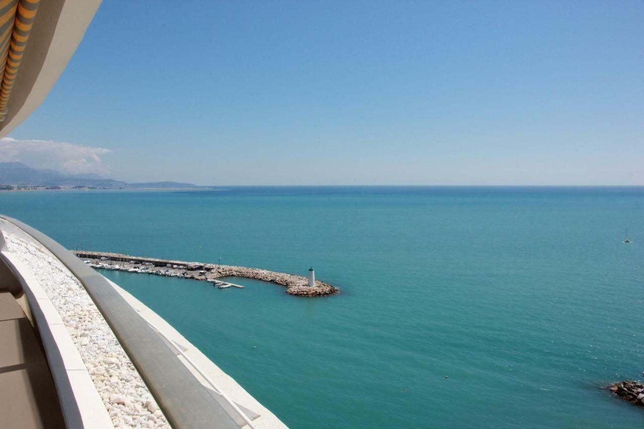 Port Marina Baie Des Anges Appartement Villeneuve-Loubet Buitenkant foto